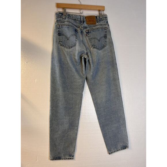 Levis Vintage Light Wash Tapered Leg Relaxed Fit Distressed Denim Jeans 33x32 - Picture 6 of 7